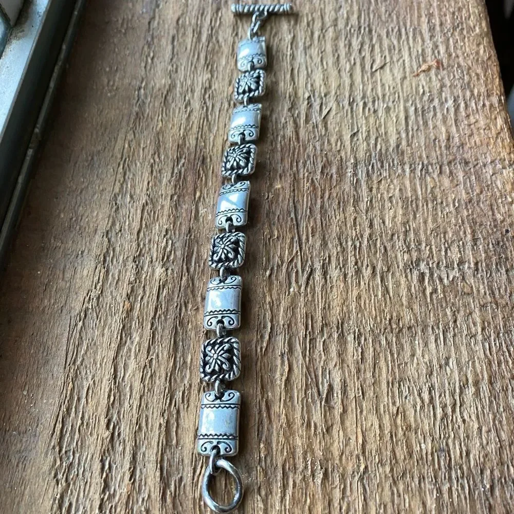 BRIGHTON vintage silver scrolled square link toggle clasp bracelet‎